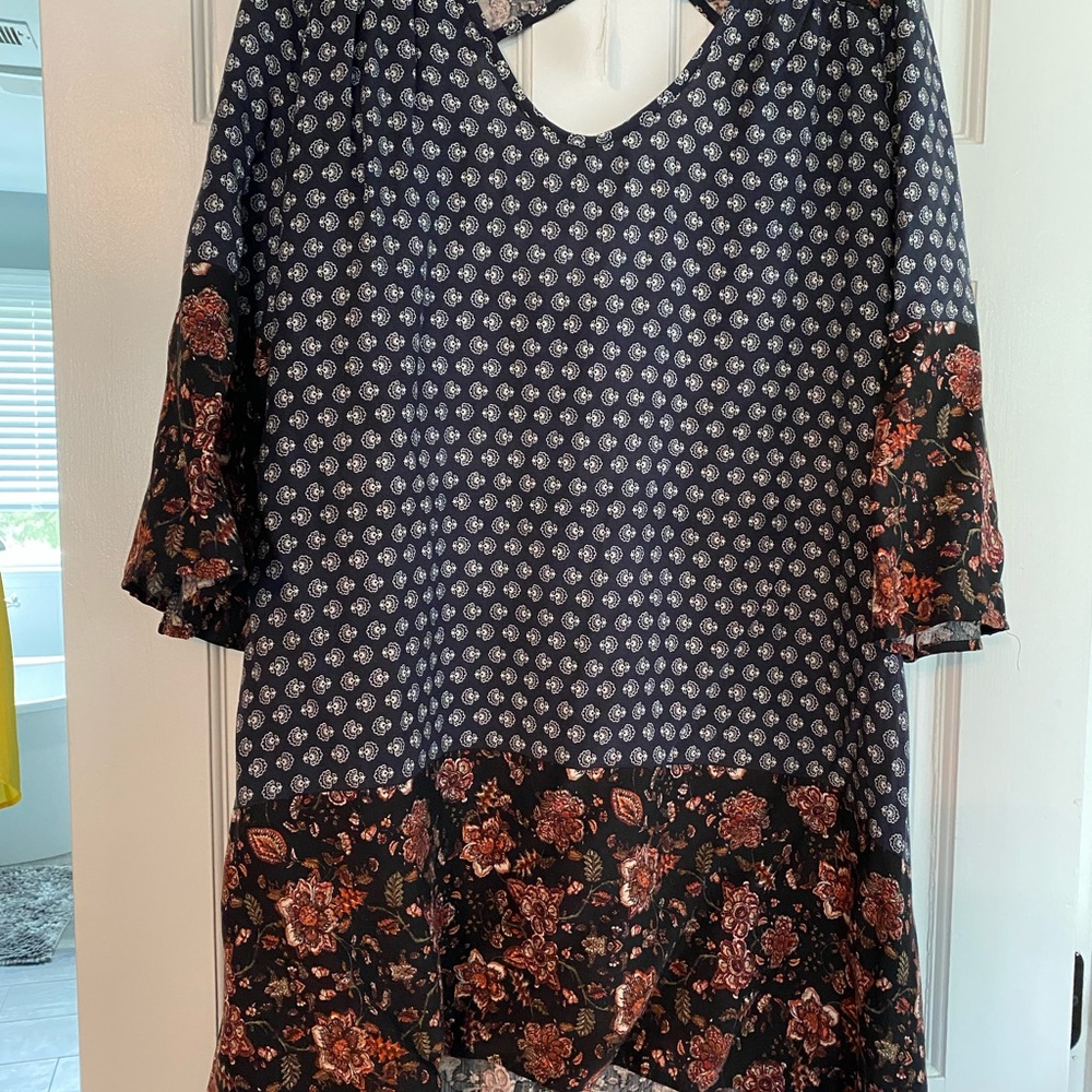 NWT Mixed Media 3/4 Bell Sleeve Mini Dress